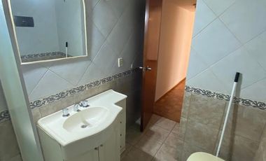 DEPARTAMENTO 2 AMBIENTES C/COCHERA  QUILMES CENTRO