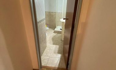 DEPARTAMENTO 2 AMBIENTES C/COCHERA  QUILMES CENTRO