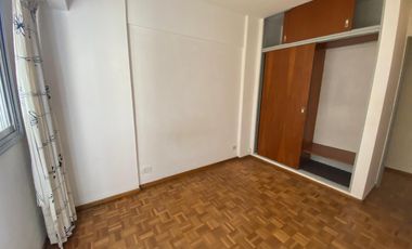 DEPARTAMENTO 2 AMBIENTES C/COCHERA  QUILMES CENTRO