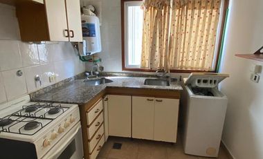 DEPARTAMENTO 2 AMBIENTES C/COCHERA  QUILMES CENTRO
