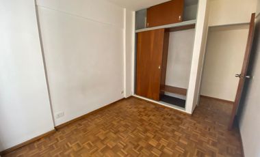 DEPARTAMENTO 2 AMBIENTES C/COCHERA  QUILMES CENTRO