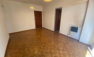 DEPARTAMENTO 2 AMBIENTES C/COCHERA  QUILMES CENTRO