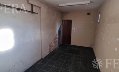 Venta de casa 4 ambientes con cochera en Villa Dominico