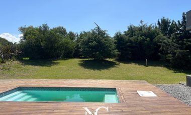 Casa en venta en costa esmeralda