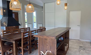 Casa en venta en costa esmeralda