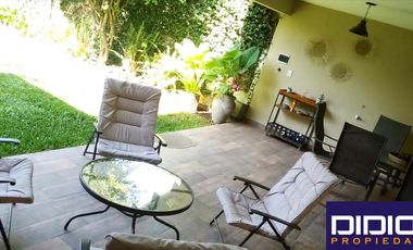 Casa venta Burzaco- apta credito