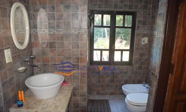 Casa en  alquiler en Country Banco Provincia
