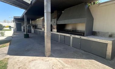 Casa en Albardon