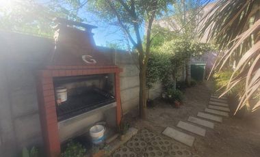 Duplex en Gonnet con Cochera y amplio jardin