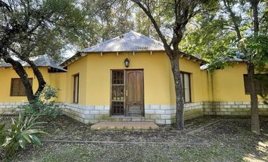 Casa de Campo con Piscina en Colón Entre Ríos