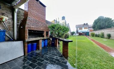 Casa en Friedrichs al 700, Llavallol