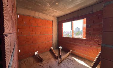 Departamento tres ambientes a la venta en Wilde Centro