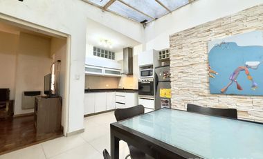DEPARTAMENTO EN PLANTA BAJA CON PATIO 3 AMB APTO CRÉDITO Y PROFESIONAL