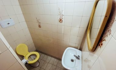 Edificio Comercial en venta - 7 Consultorios 3 Dormitorios 7 Baños - 428Mts2 - Berisso