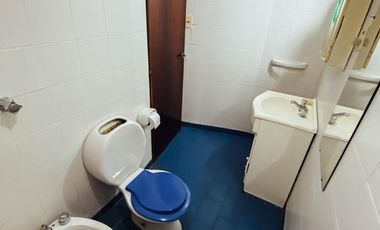 Edificio Comercial en venta - 7 Consultorios 3 Dormitorios 7 Baños - 428Mts2 - Berisso