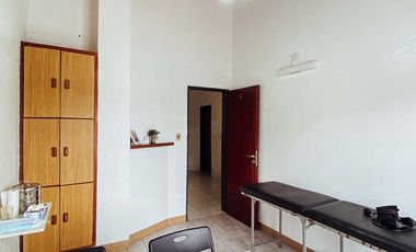 Edificio Comercial en venta - 7 Consultorios 3 Dormitorios 7 Baños - 428Mts2 - Berisso