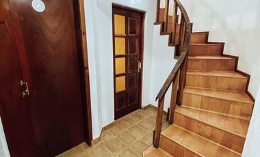 Edificio Comercial en venta - 7 Consultorios 3 Dormitorios 7 Baños - 428Mts2 - Berisso