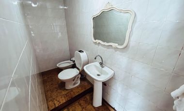 Edificio Comercial en venta - 7 Consultorios 3 Dormitorios 7 Baños - 428Mts2 - Berisso