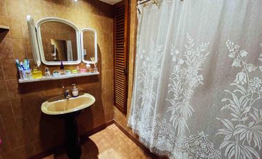 Edificio Comercial en venta - 7 Consultorios 3 Dormitorios 7 Baños - 428Mts2 - Berisso