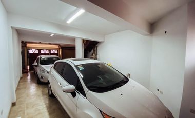 Edificio Comercial en venta - 7 Consultorios 3 Dormitorios 7 Baños - 428Mts2 - Berisso