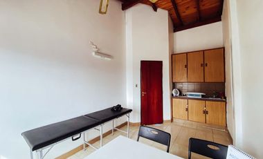 Edificio Comercial en venta - 7 Consultorios 3 Dormitorios 7 Baños - 428Mts2 - Berisso
