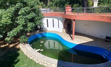 Casa en  Adrogue