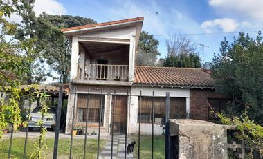 CHALET EN VENTA JOSE C PAZ Levalle  4355 APTA CREDITO