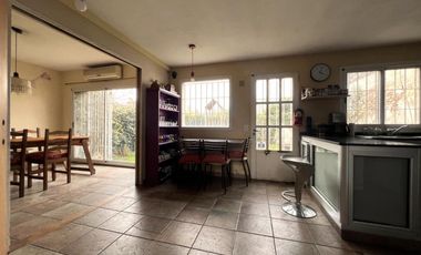 Venta, Casa, 7 ambientes, Jardín, Cochera, Parrilla, San. Fernando - Libert./Rio.