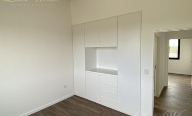 Casa en venta con renta en Lagos de Canning