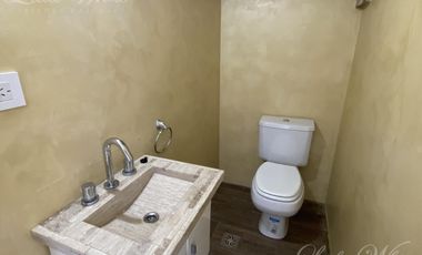 Casa en venta con renta en Lagos de Canning