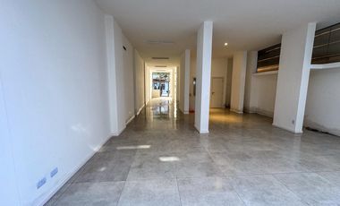 Espectacular local comercial a una cuadra de Bv. Oroño