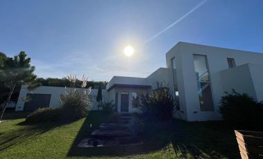 VENTA, CASA, COSTA ESMERALDA, RESIDENCIAL I, LOTE AL 500
