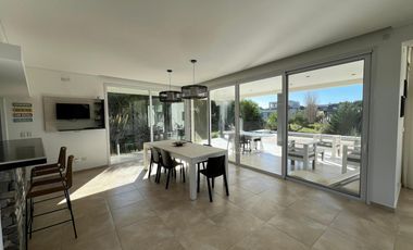 VENTA, CASA, COSTA ESMERALDA, RESIDENCIAL I, LOTE AL 500