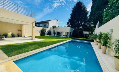 Casa minimalista en  Venta 6 ambientes Ramos Mejia