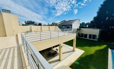 Casa minimalista en  Venta 6 ambientes Ramos Mejia