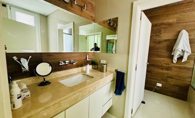 Casa minimalista en  Venta 6 ambientes Ramos Mejia