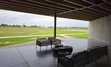 Terreno en venta Vida Club de Campo  en FUNES, Lote 60  con fondo al reservorio y fondo norte