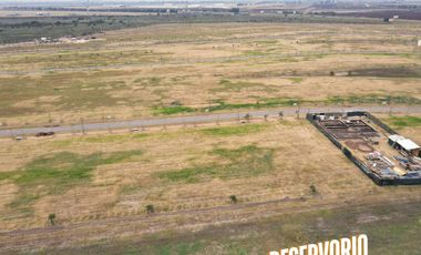 Terreno en venta Vida Club de Campo  en FUNES, Lote 60  con fondo al reservorio y fondo norte