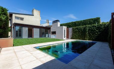 VENTA/PERMUTA- Casa 3 dormitorios. Alvear.