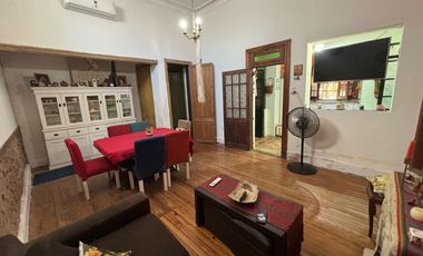 Casa en  5 AMBIENTES EN UNA PLANTA