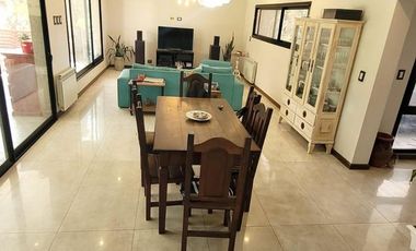 Casa en  MIRAFLORES