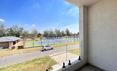 Venta casa de tres dormitorios con quincho y piscina, 235 m2 totales.  La Rinconada, Ibarlucea