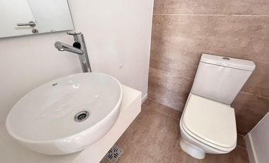Venta casa de tres dormitorios con quincho y piscina, 235 m2 totales.  La Rinconada, Ibarlucea