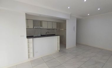 3 AMBIENTES CON BALCON SALIENTE