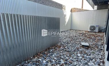 Venta - Oficina frente al Canalito -   L007