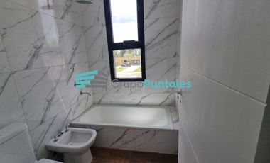 Casa en Barrio La Magdalena, en Barrio Histórico sobre hermoso lote de 1077 m2 en Canning