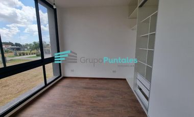 Casa en Barrio La Magdalena, en Barrio Histórico sobre hermoso lote de 1077 m2 en Canning