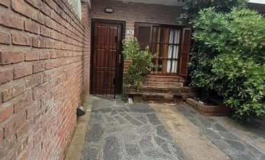 Triplex en venta - 3 Dormitorios 2 Baños - Cochera - 113Mts2 - Mar de Ajó