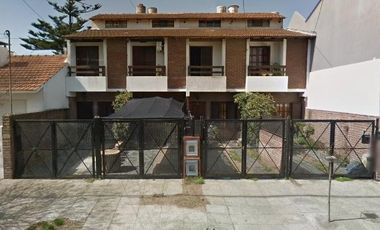 Triplex en venta - 3 Dormitorios 2 Baños - Cochera - 113Mts2 - Mar de Ajó