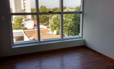 AV. MEEKS 396 LOMAS DE ZAMORA